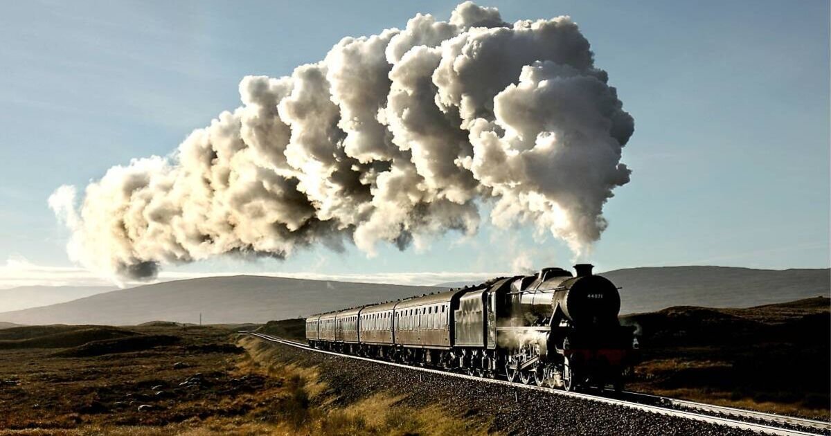 UK City Celebrated for Scenic 180-Mile Winter Train Journey