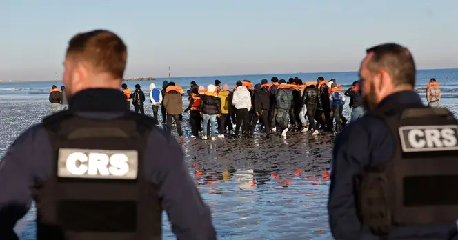 UK Government to Boost Migrant Control Funding to France by £660 Million