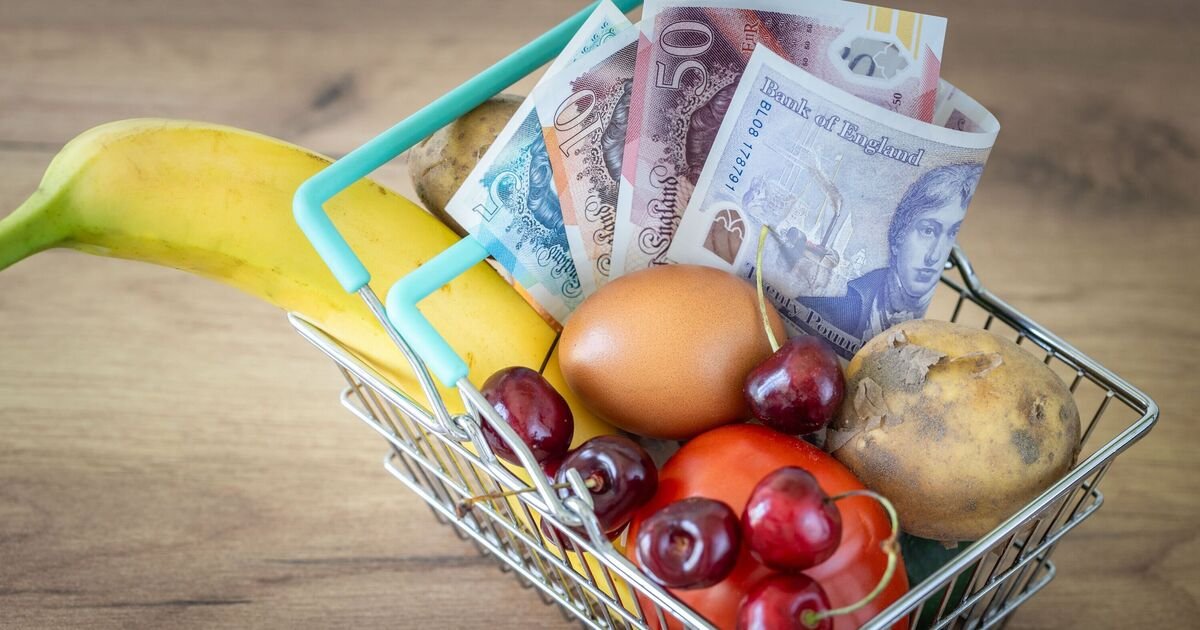 UK Households to Receive £100 Supermarket Vouchers This December