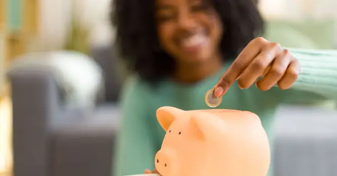 UK Households Encouraged to Save Up to £850 Annually on Bills