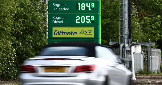 UK Petrol and Diesel Prices Begin to Drop, RAC Reports