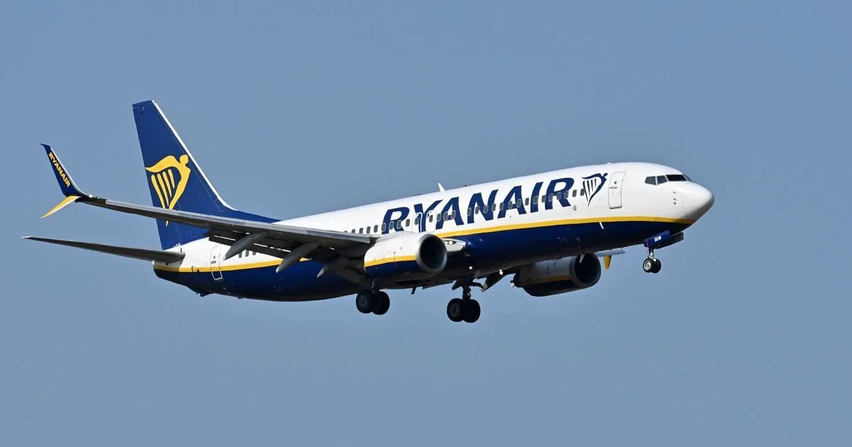 UK Airlines Ranked for Customer Satisfaction: Ryanair, Jet2, and BA Featured