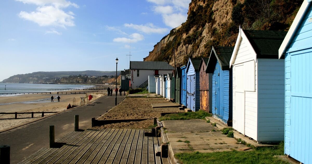 Bognor Regis Named UK's Sunniest Town with Nearly 2,000 Hours of Sunshine Annually