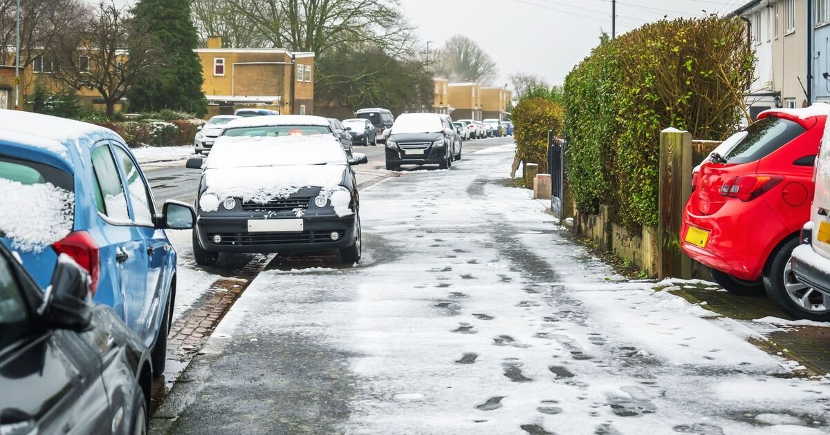 Snow Covers 70 UK Counties as February Weather Disrupts Daily Life
