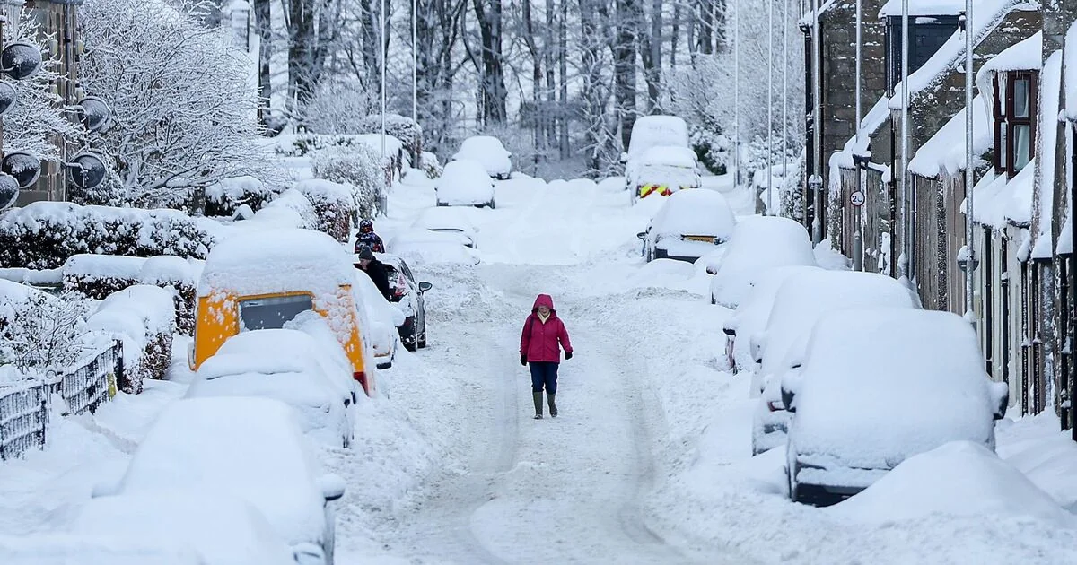 Blizzard Forecast: 597-Mile Snowstorm Expected to Affect 11 UK Cities