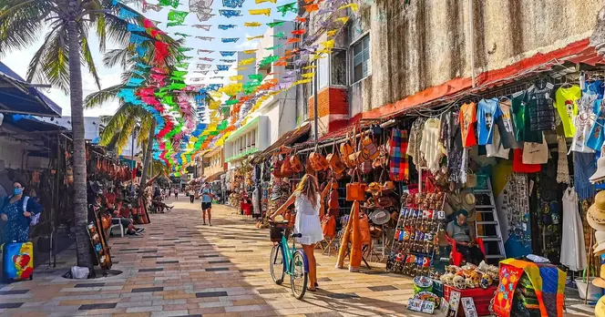 UK Issues Health Advisory for 13 High-Risk Travel Destinations