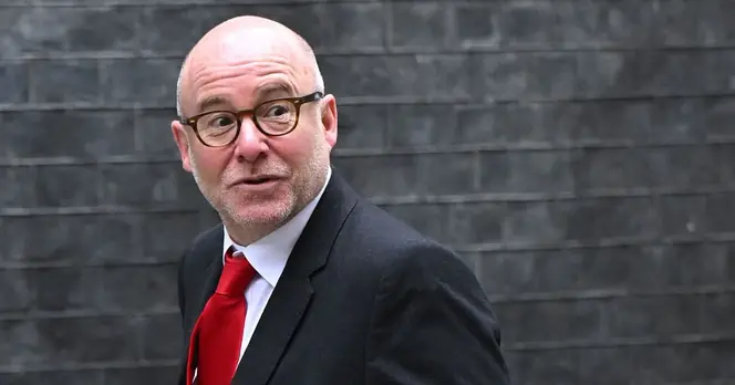 UK Troops Accuse Attorney General Hermer of 'Witch Hunt' Tactics