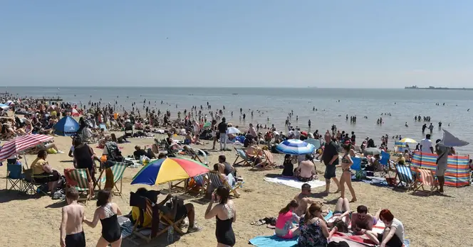 UK Set for 22C Mini-Heatwave Affecting 28 Counties in Coming Days