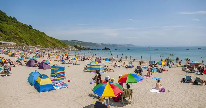 UK Weather Forecast Warns of 27C Heat Wave Impacting 25 Counties
