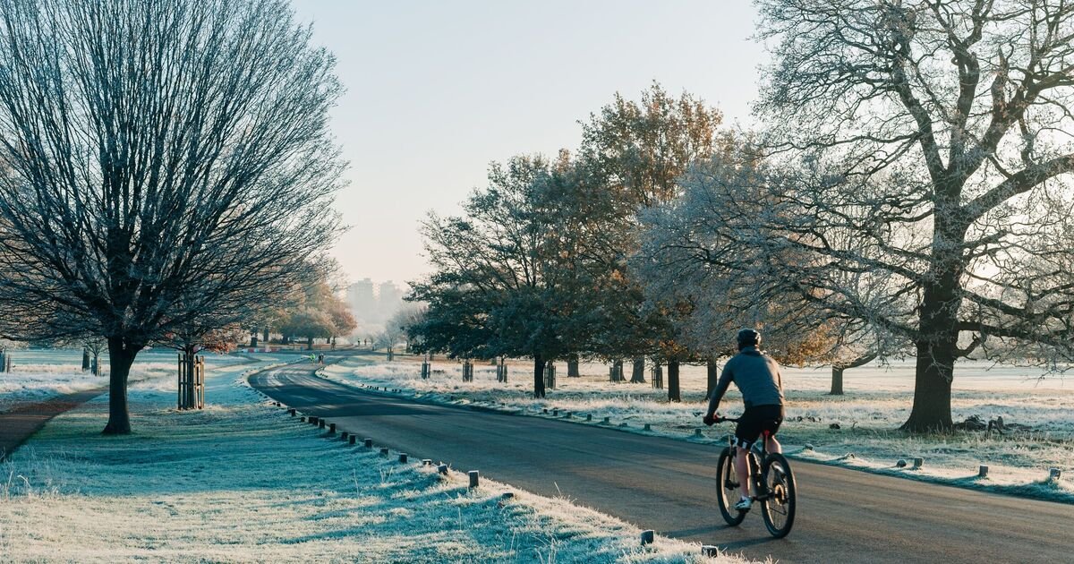 UK Weather Forecasts Warn of 500-Mile Snow Bomb from Scotland to Kent