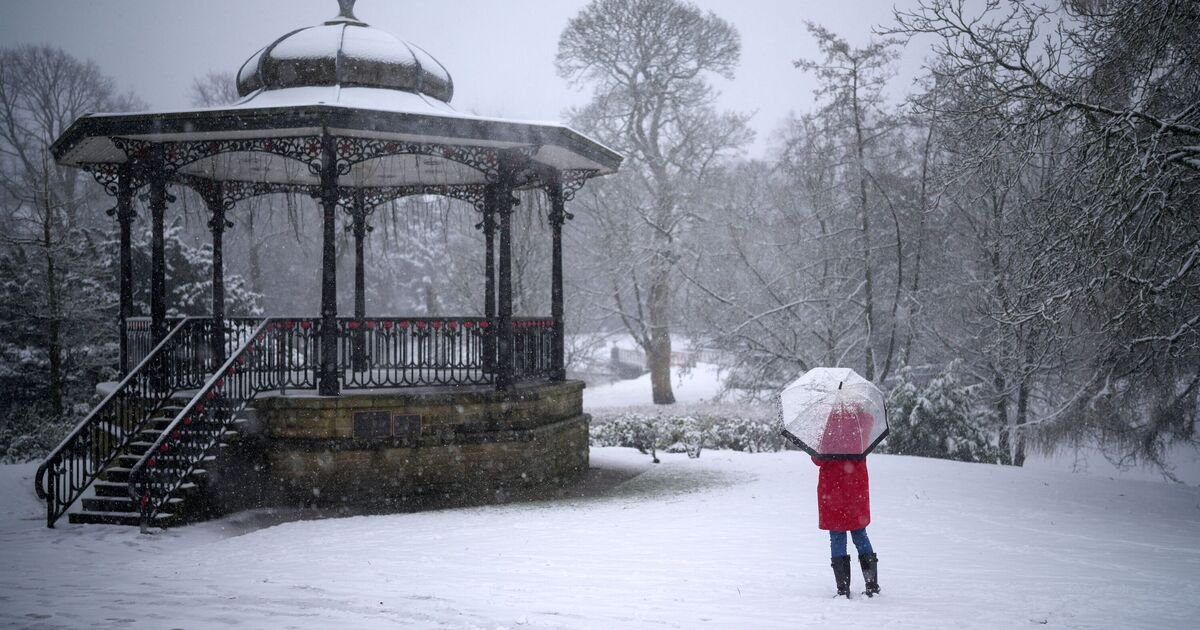England Welcomes 2026 with Unexpected Heavy Snowfall Across Regions