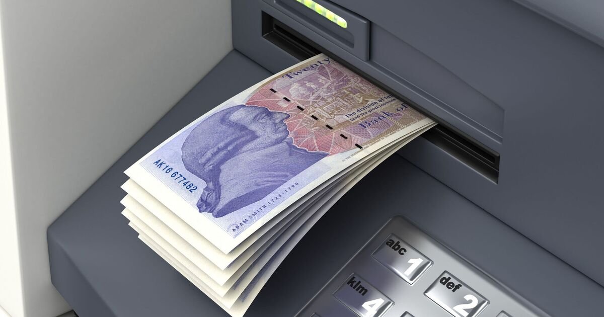 Universal Credit Households May Qualify for £1,200 Bonus from HMRC