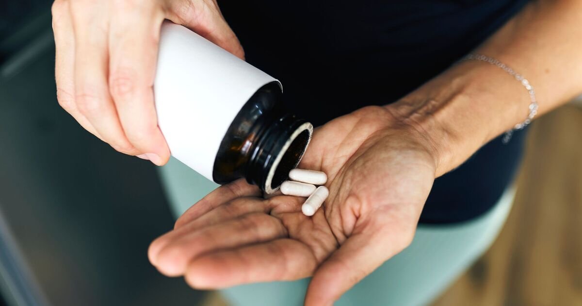 Experts Warn of Misleading Claims in Online Weight Loss Supplement Advertising