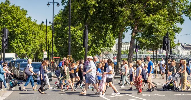 Eight UK Regions Expected to Experience 20C Heatwave Next Week