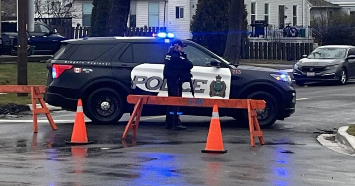 Police Lock Down Welland as Active Shooter Reports Emerge