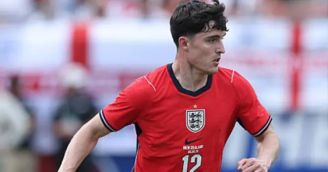 Speculation Mounts Over Replacement for Injured Tino Livramento in England Squad