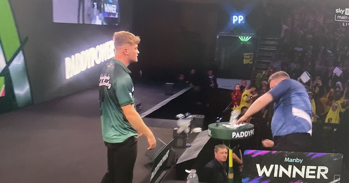 Cameron Menzies Faces Backlash for Outburst During World Darts Championship Match