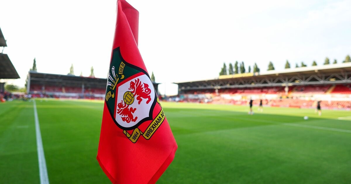 Wrexham vs Norwich Match Halted Due to Medical Emergency on Pitch