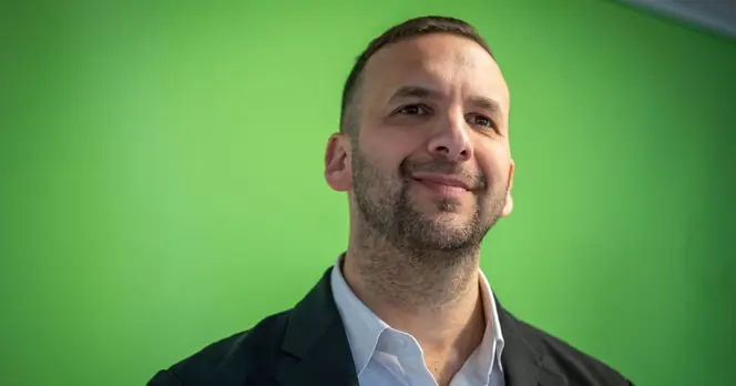 Zack Polanski's Unique Appeal Highlights Shift in Voter Sentiment towards Authenticity