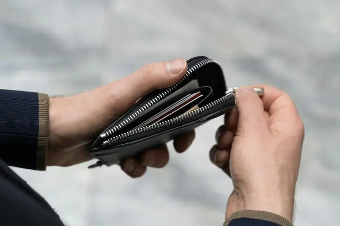 Poland's Prime Minister Raises Concerns Over Zondacrypto's Legislative Influence